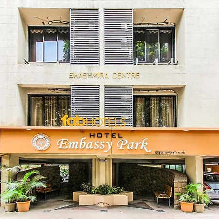 Fabhotel Plus Embassy Park-3
